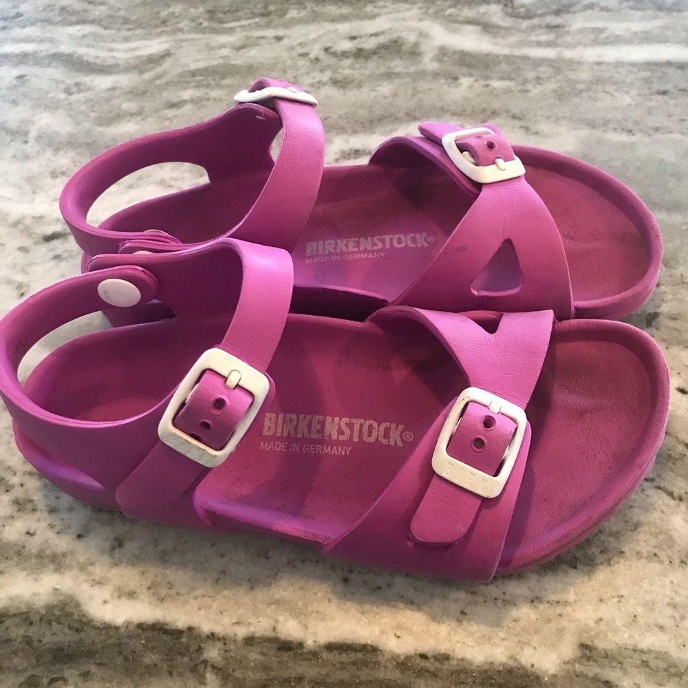 Girl’s size 30 purple Birkenstock’s